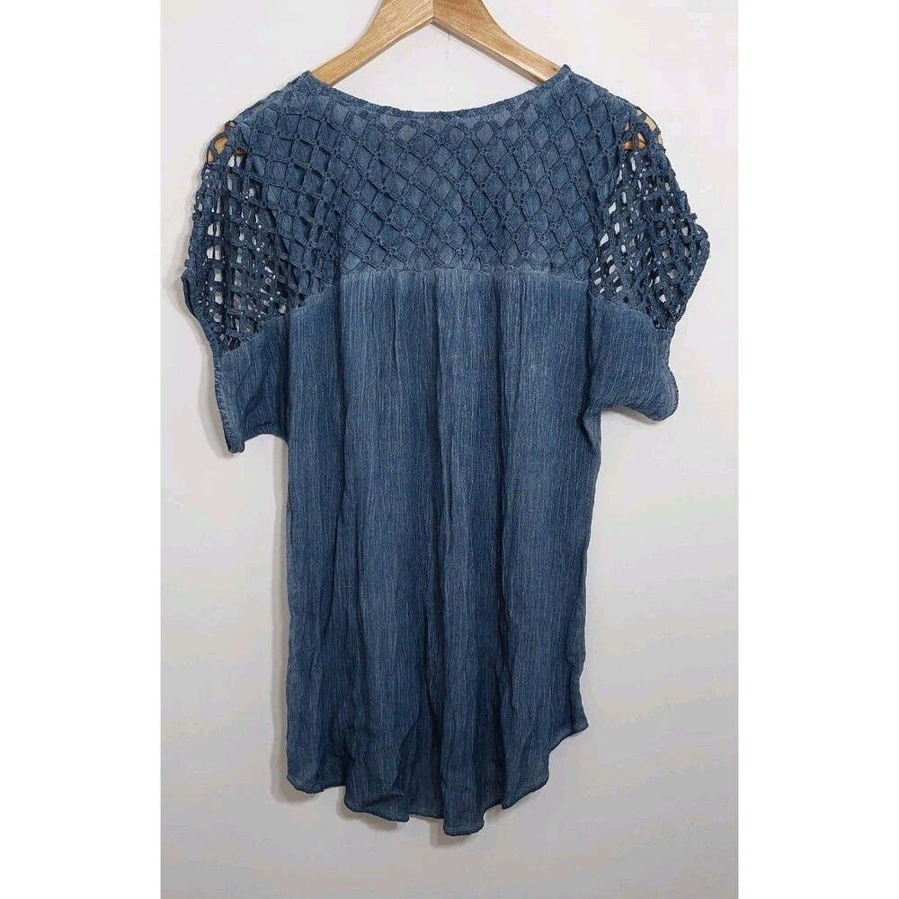 Chico's Women's Size 1 Blouse Top Blue Crochet Short Sleeve - Picture 5 of 9